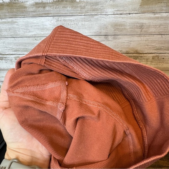 Aerie Offline Women’s Burnt Orange Ribbed Leggings size Medium - Picture 9 of 9